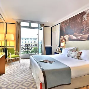 ***** מלון Fraser Le Claridge Champs-elysees צרפת